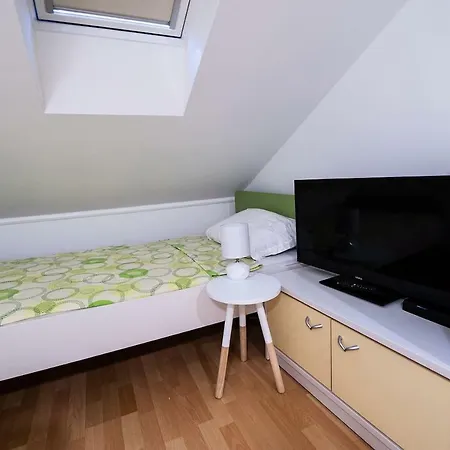 Anton Attic